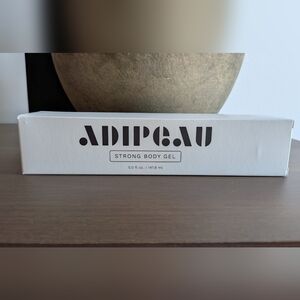 Strong Body Gel - White